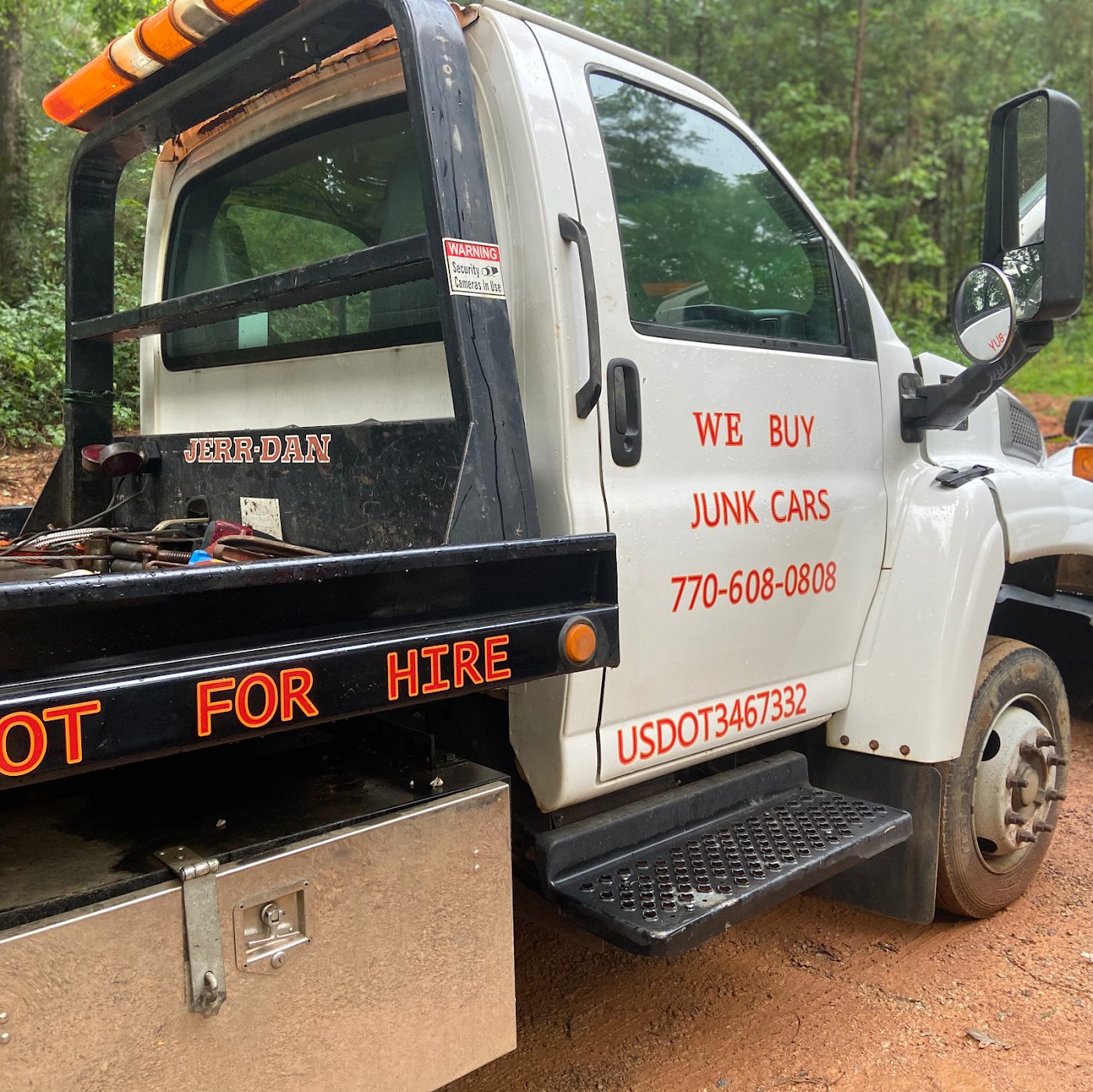 Mike’s Junking tow truck